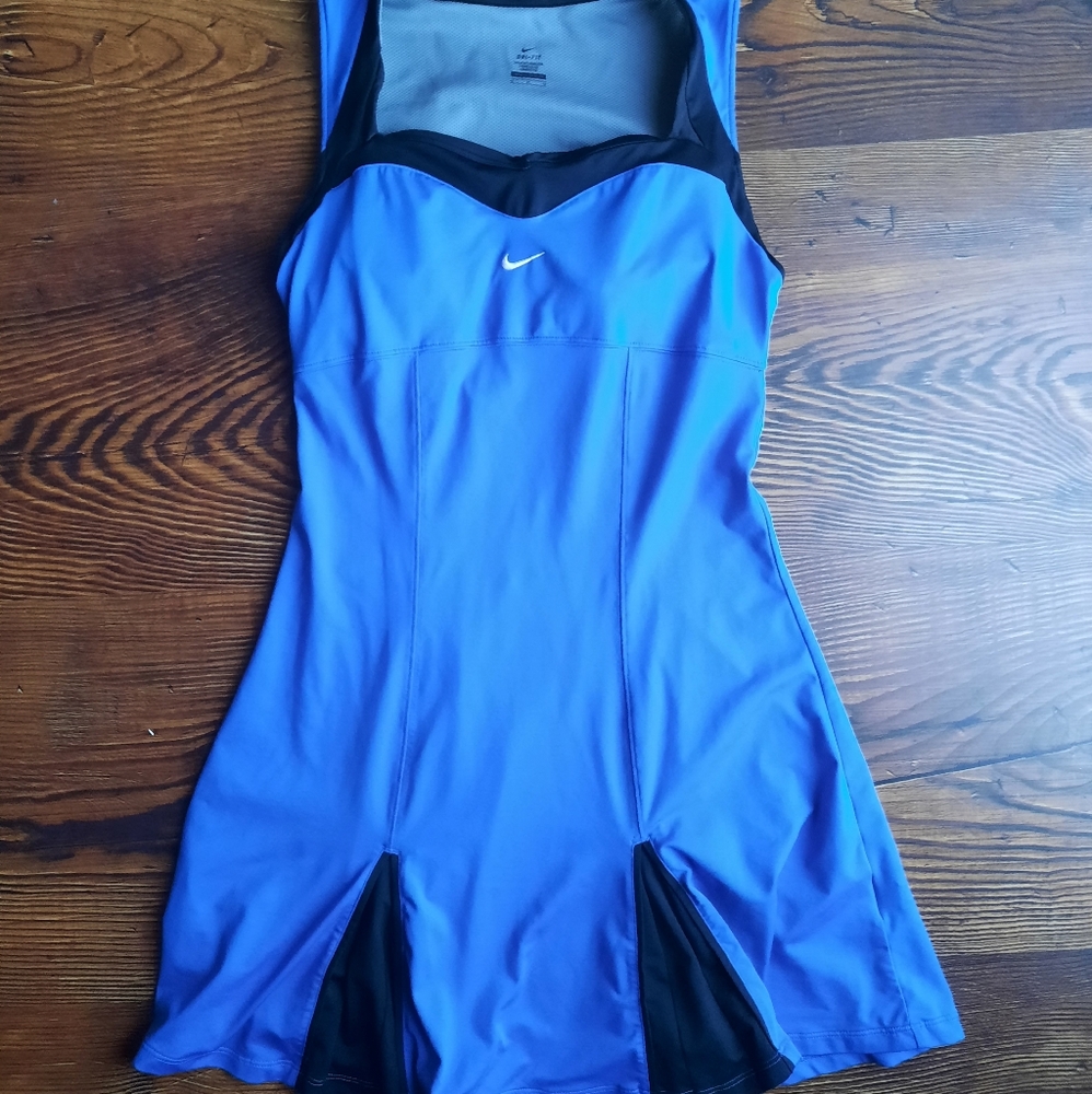 Nike Blue & Black Size Medium Tennis Dress
